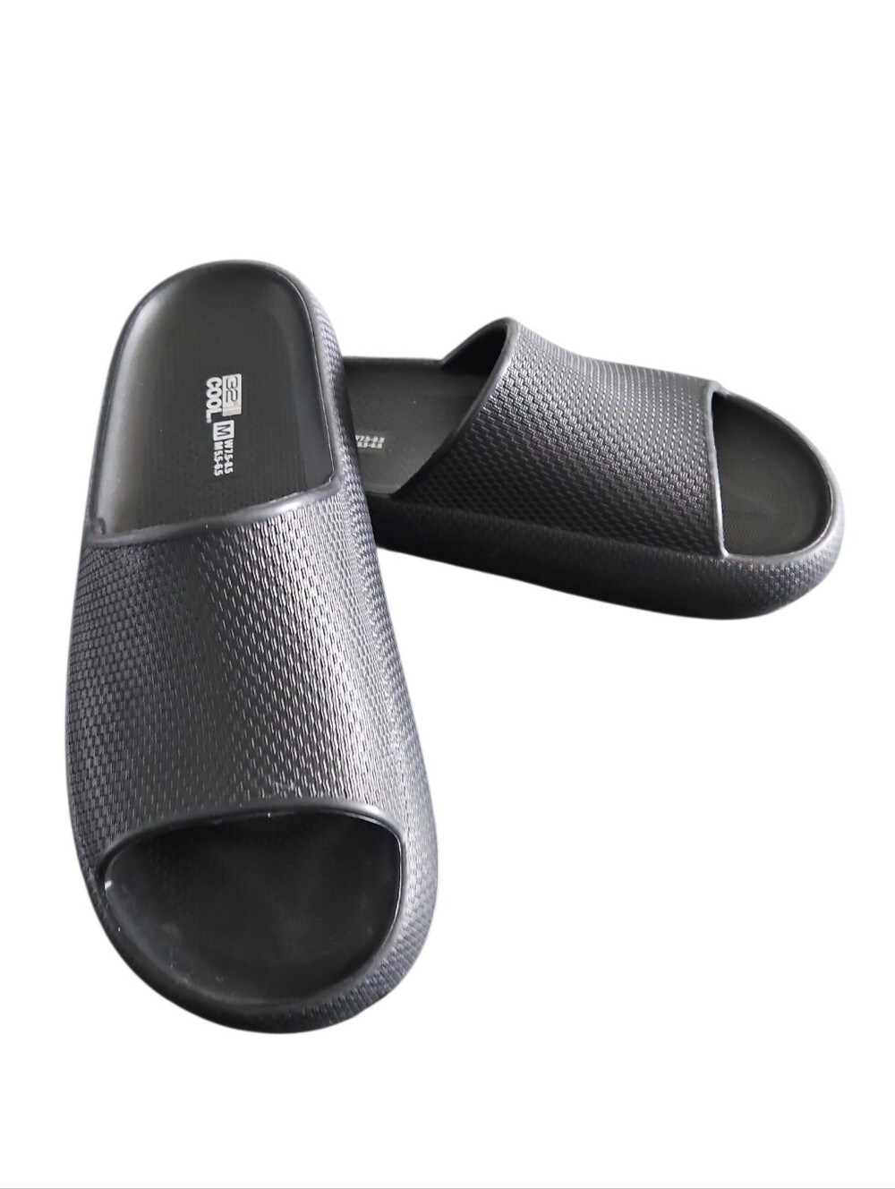 32 Cool Black Slides M5.5-6.5 W7.5-8.5
